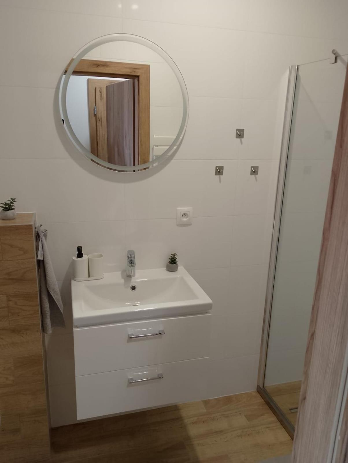 Apartman Shelly Vlachy Экстерьер фото